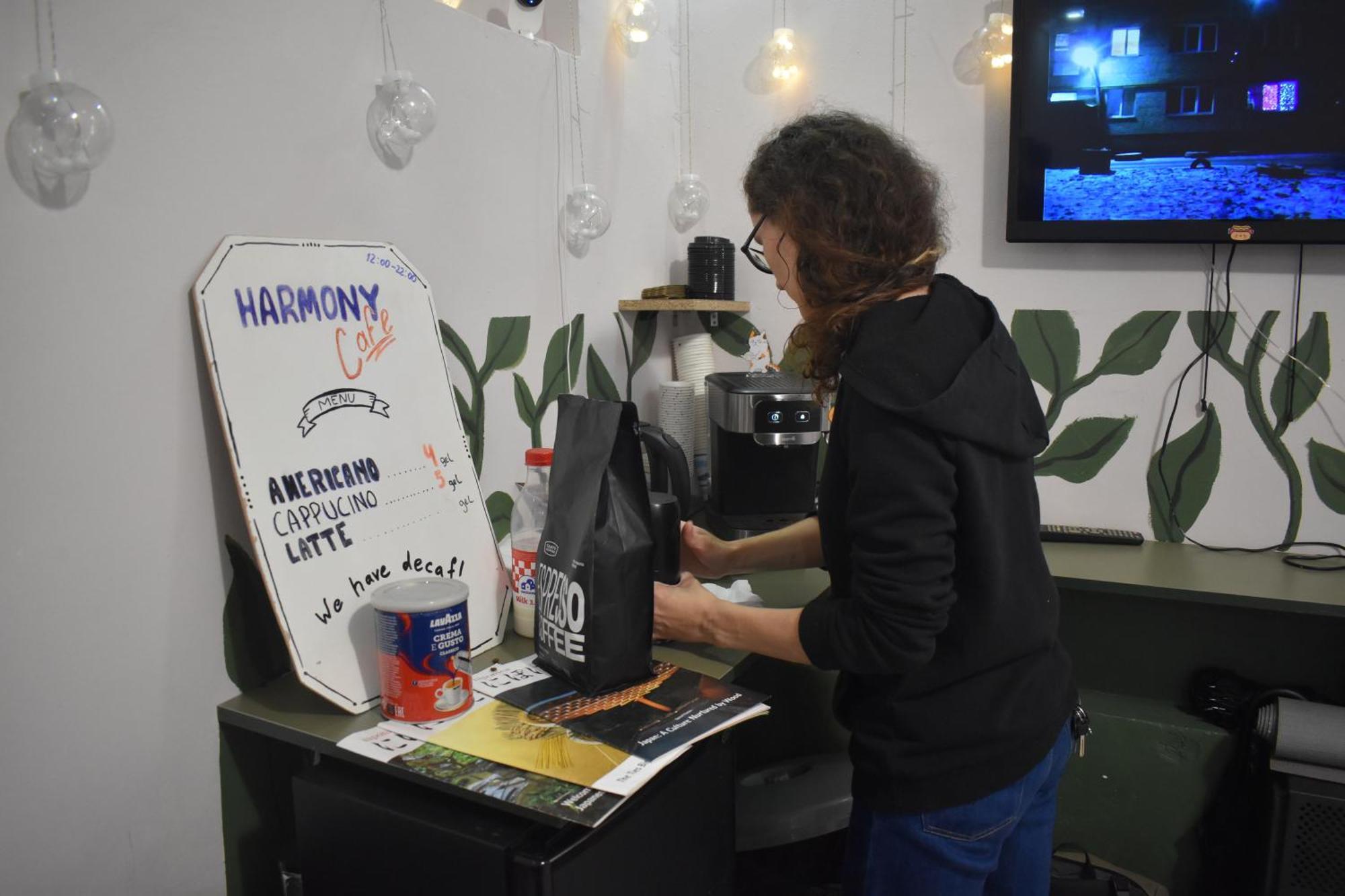 Harmony Backpackers Hostel Батуми Екстериор снимка